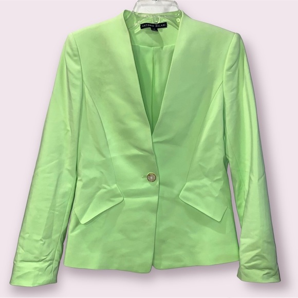 ANTONIO MELANI Jackets & Blazers - Antonio Melani Green Women’s Blazer Size 4 EUC
